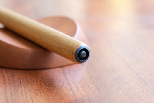 小さなパーツの裏側に